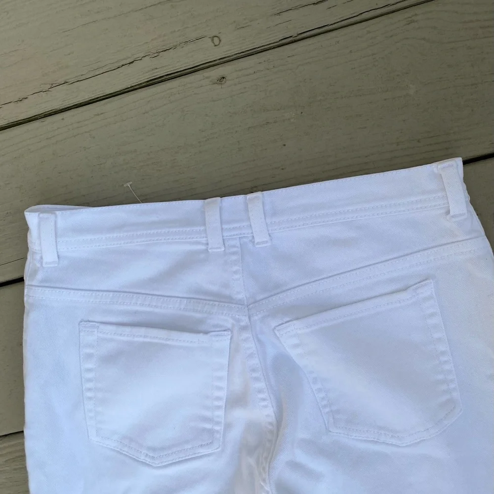 GLORIA VANDERBILT White (AMANDA) Straight-Leg Cropped Jeans, Size: 8 (see meas.)